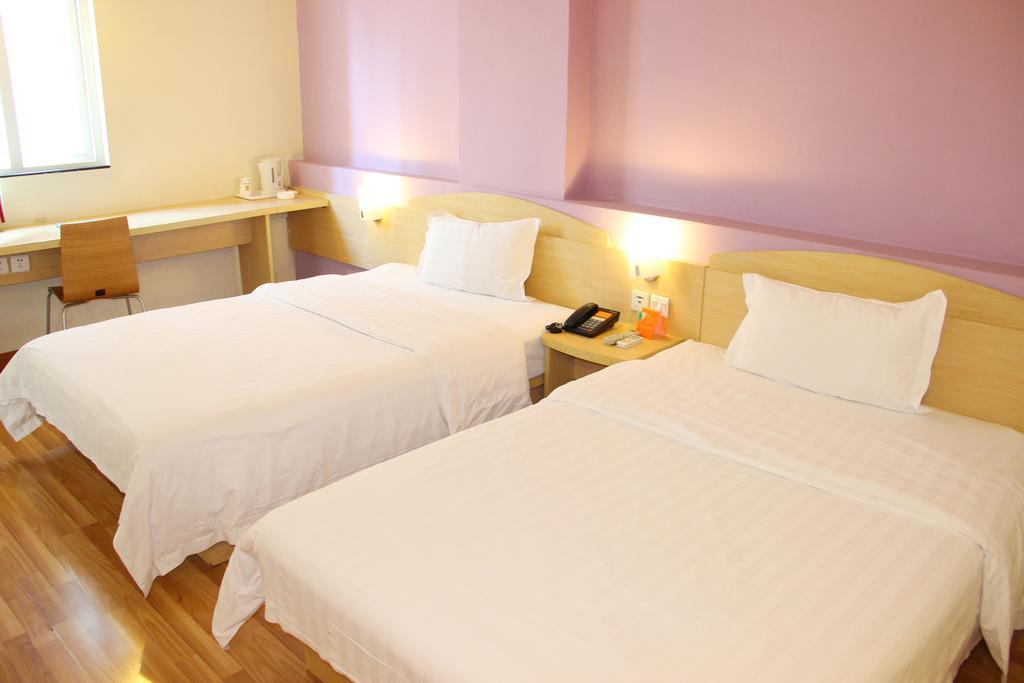 7Days Inn Guangzhou Gangding Longkou XI Road Гуанджоу Екстериор снимка