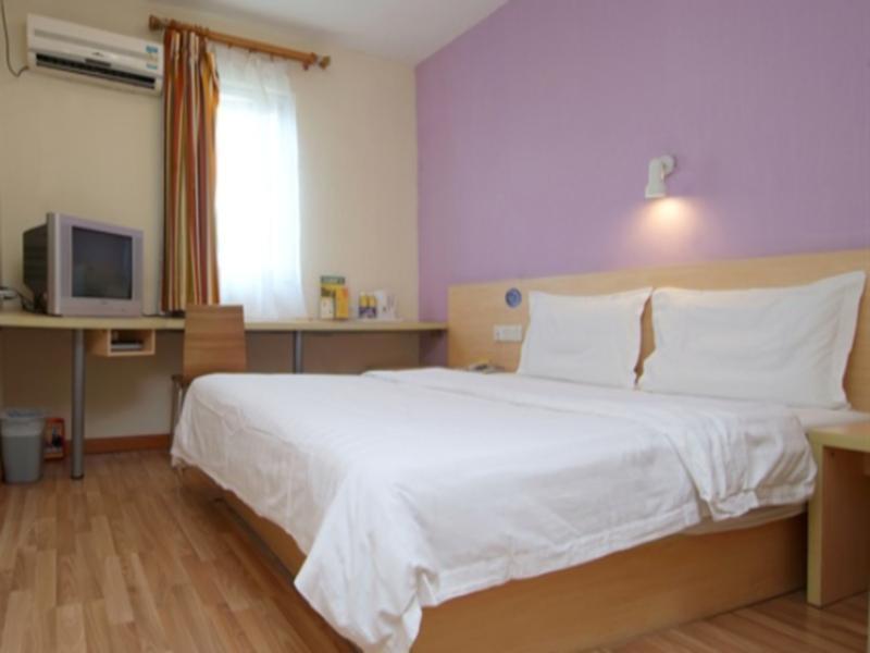 7Days Inn Guangzhou Gangding Longkou XI Road Гуанджоу Екстериор снимка